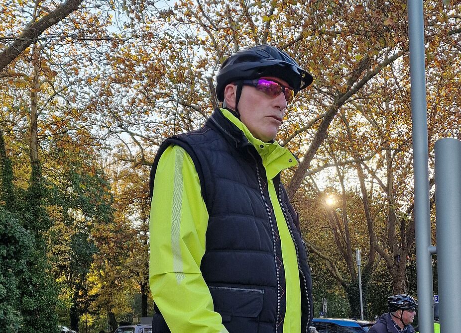 Manfred gibt den Tourenverlauf bekannt Manfred gibt den Tourenverlauf bekannt