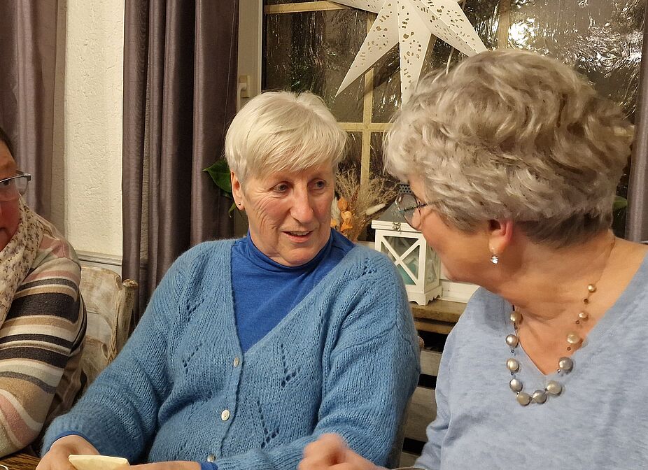 es gibt viel zu erzählen es gibt viel zu erzählen