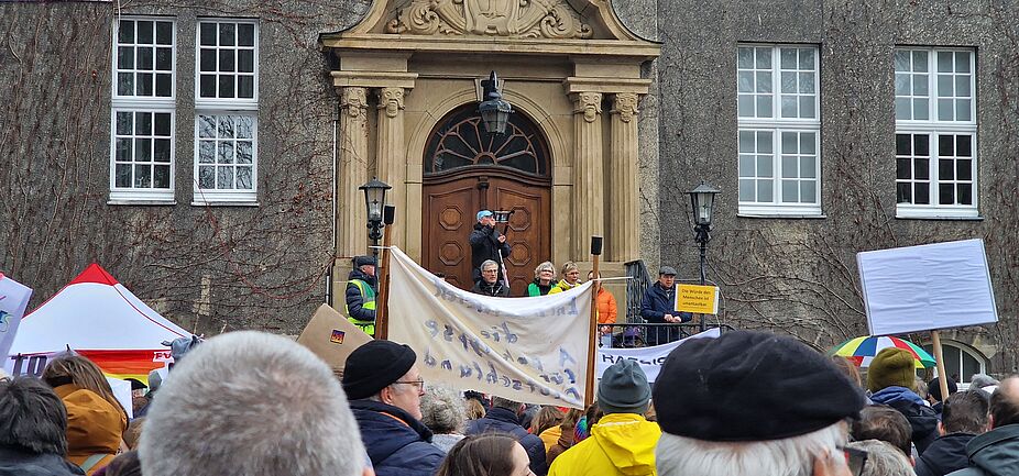 Die Bürgermeisterin spricht
