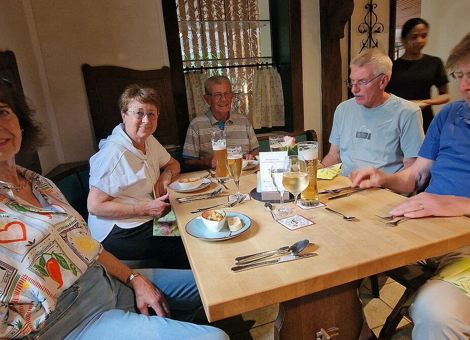 ...warten auf das 4- Gänge Menü