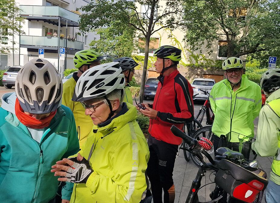 letzte Absprachen werden getroffen letzte Absprachen werden getroffen