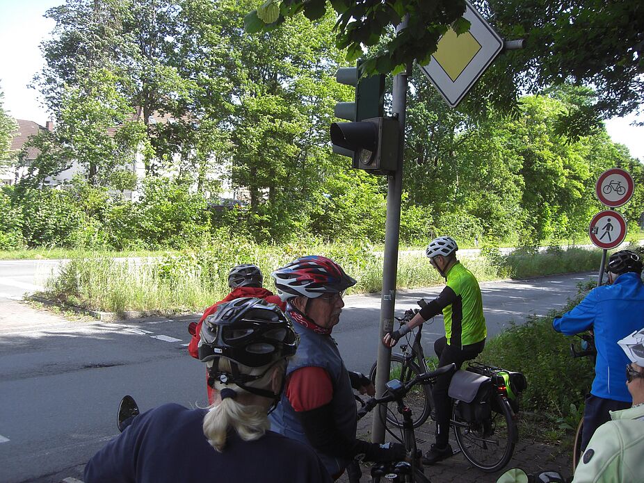 Oelpfad über die B1