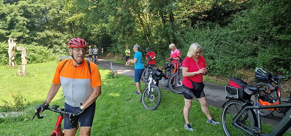 Dieter mit Rennrad, ohne Unterstützung